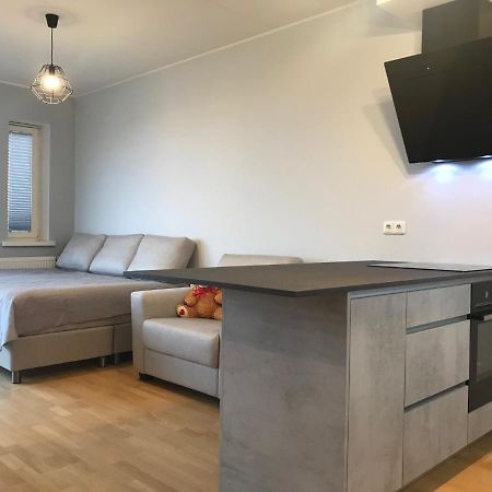 Apartment24 Yacht Club View Parnawa Zewnętrze zdjęcie